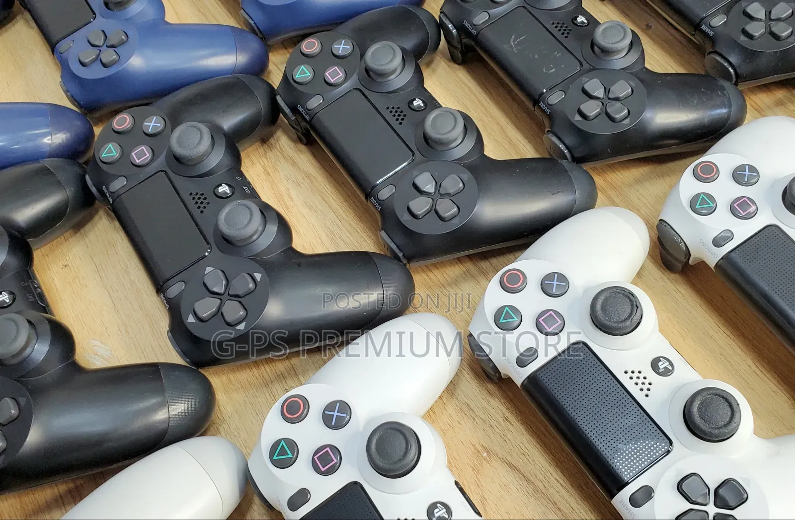 PS4 Used Original Controller – Available in Your Preferred Color