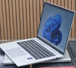 New Laptop HP EliteBook 840 10 16GB Intel Core i7 SSD 512GB