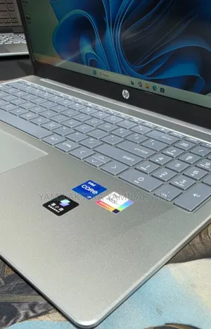 New Laptop HP Stream Notebook 16GB Intel Core i7 SSD 1T