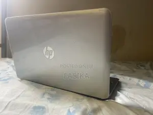 Laptop HP Pavilion 15 4GB Intel Core i3 HDD 500GB