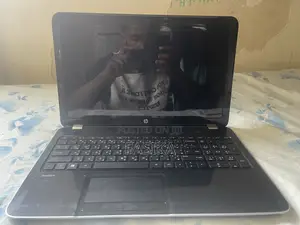 Laptop HP Pavilion 15 4GB Intel Core i3 HDD 500GB