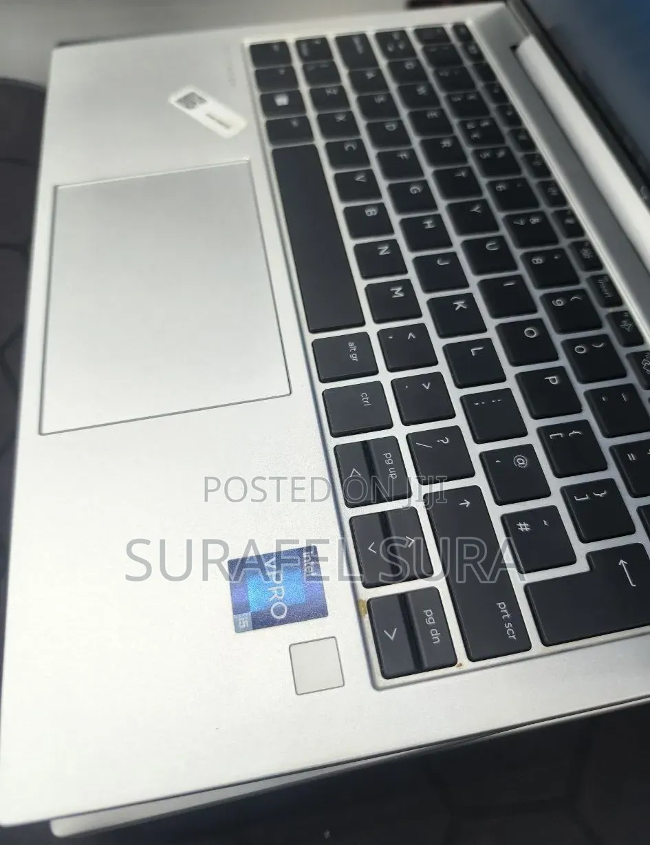 New Laptop HP EliteBook 830 G9 16GB Intel Core i5 SSD 512GB