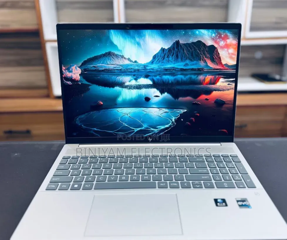 New Laptop HP Pavilion 15 16GB Intel Core i7 SSD 1T