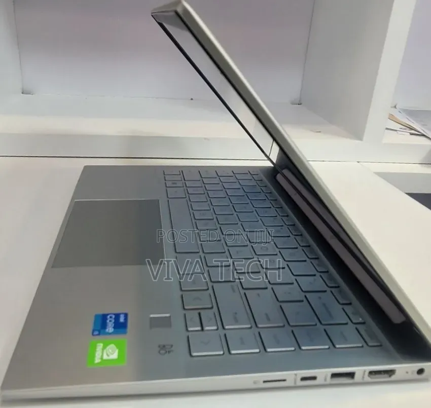 New Laptop HP Pavilion 14 16GB Intel Core i5 SSD 512GB