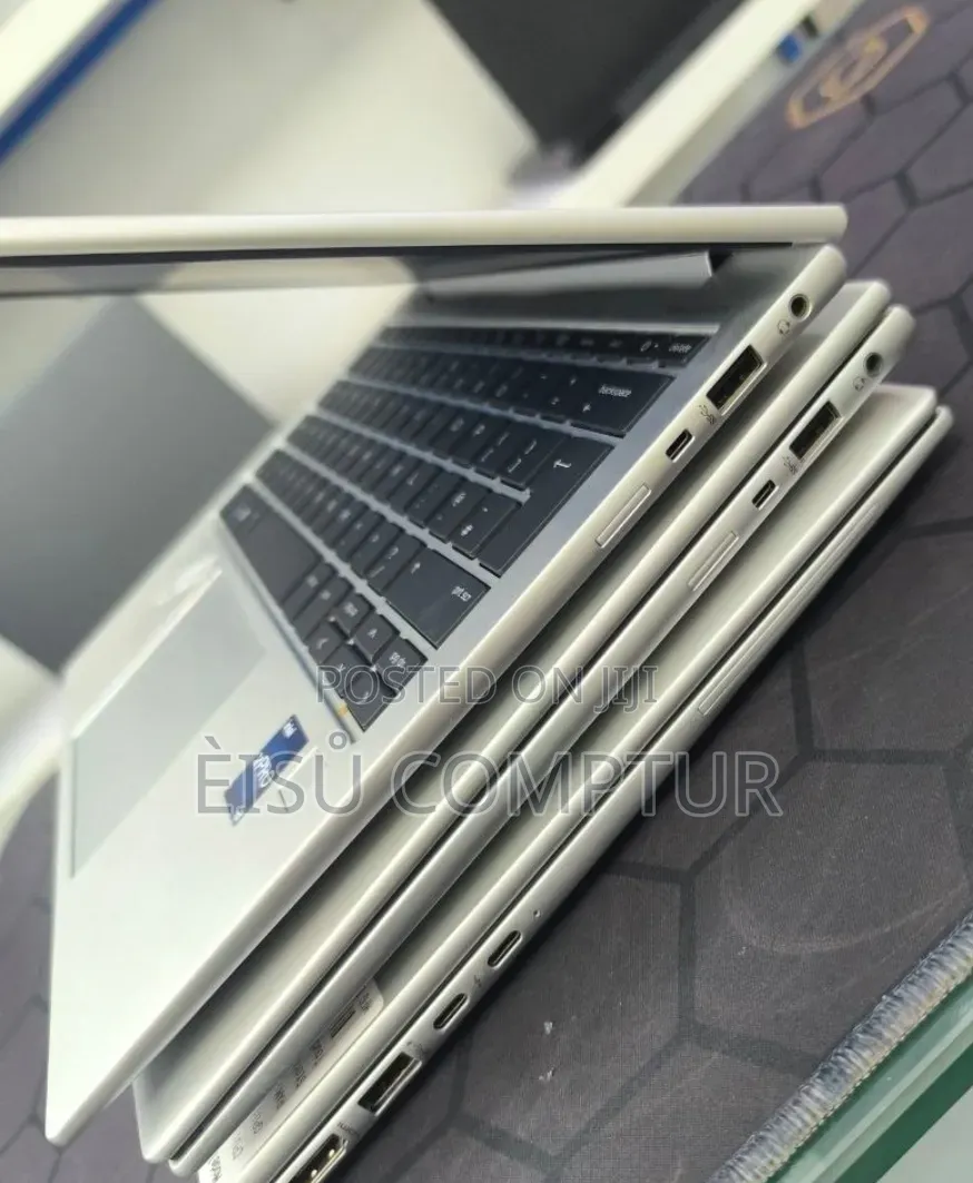 New Laptop HP EliteBook 830 G9 16GB Intel Core i5 SSD 512GB
