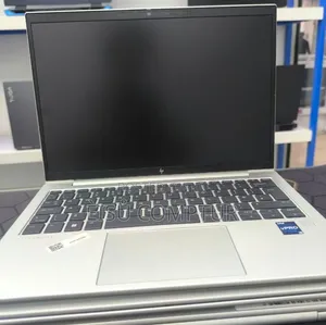 New Laptop HP EliteBook 830 G9 16GB Intel Core i5 SSD 512GB