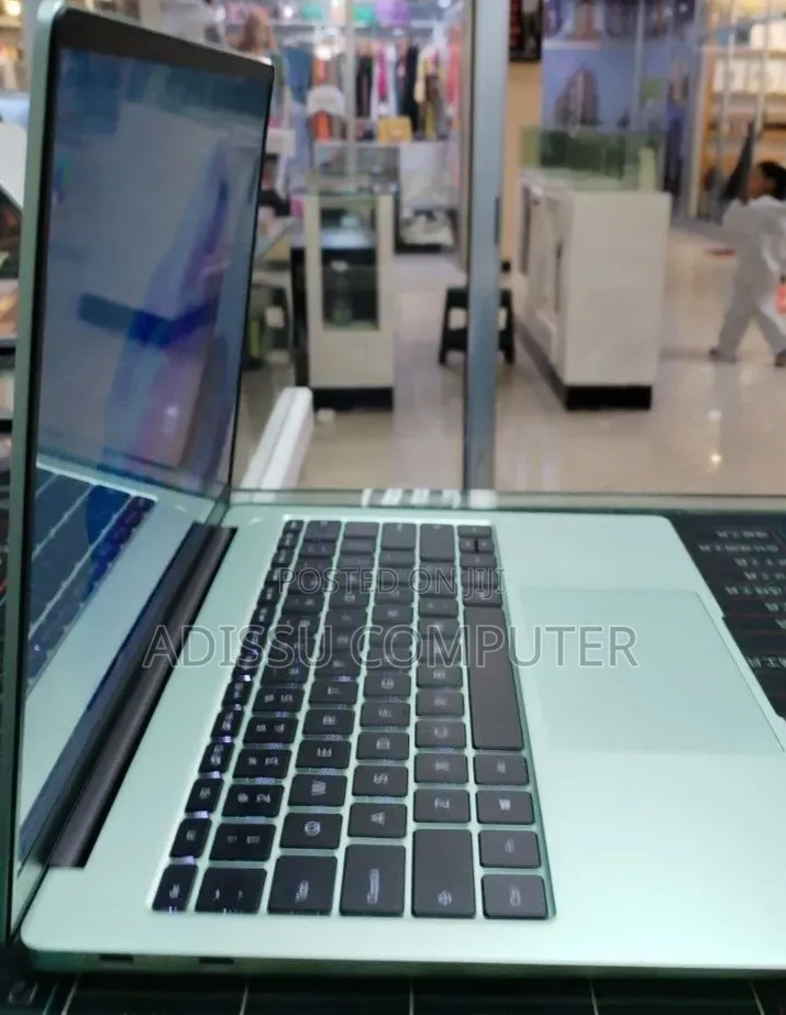 New Laptop HP 16GB Intel Core i5 SSD 512GB