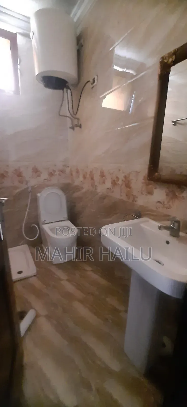 5bdrm House in Real, Bole for rent