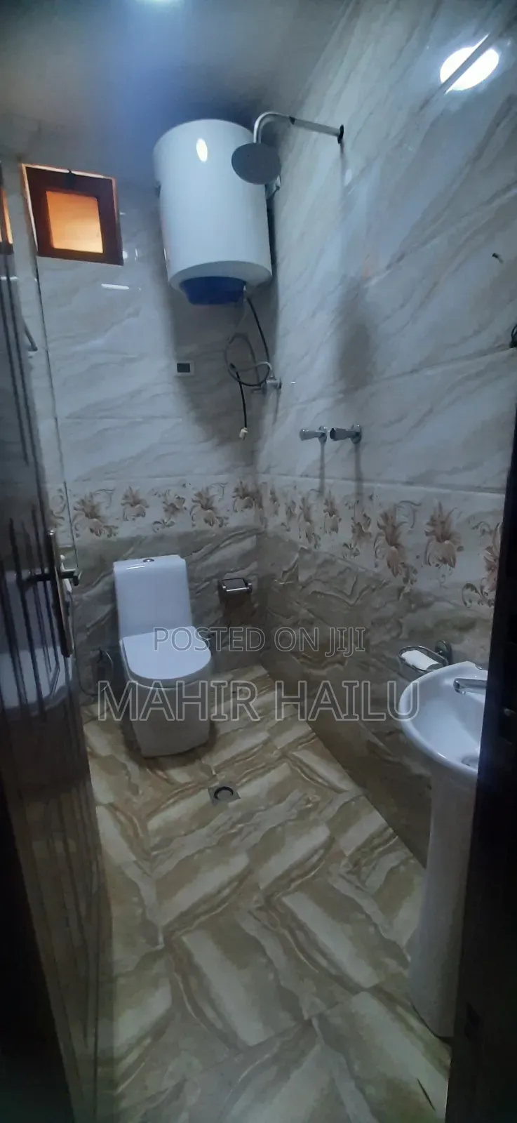 5bdrm House in Real, Bole for rent
