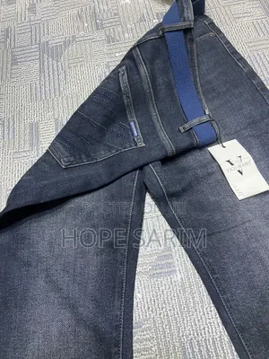 Brand New VICO JEANS With Free Belt –