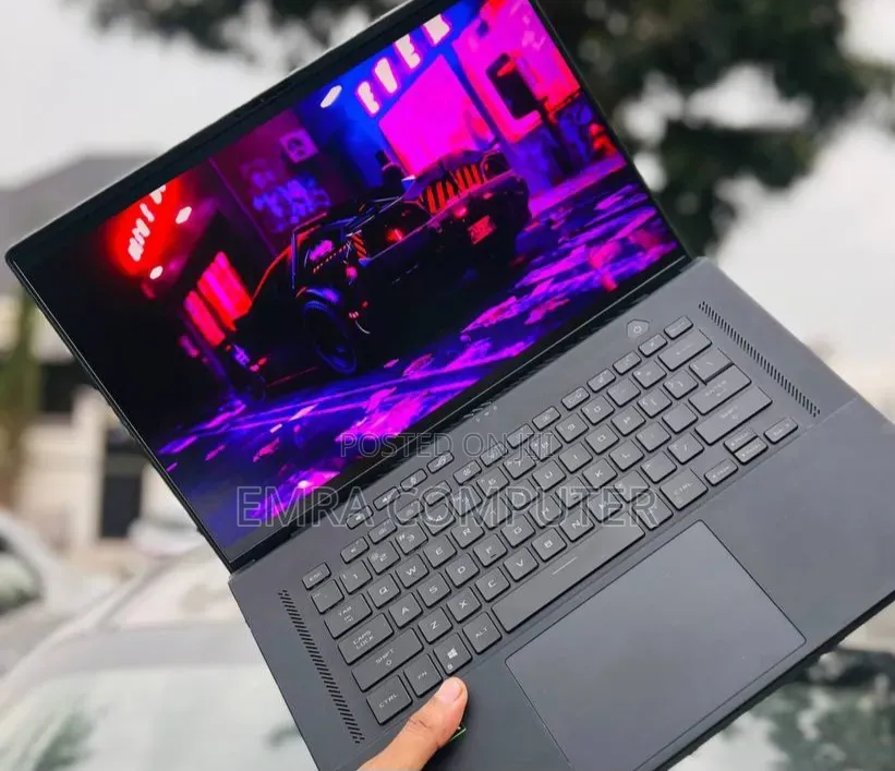 New Laptop Asus ROG Zephyrus M16 16GB Intel Core i7 SSD 512GB