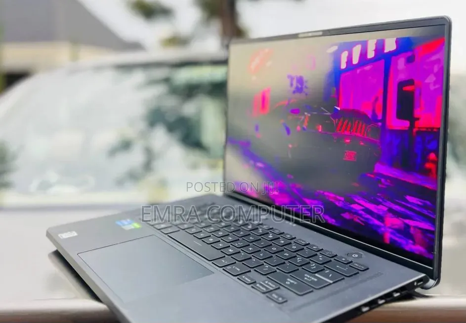 New Laptop Asus ROG Zephyrus M16 16GB Intel Core i7 SSD 512GB