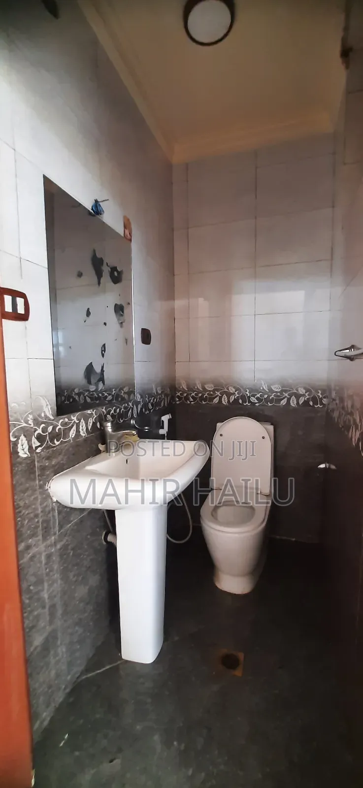 3bdrm House in Gift, Yeka for rent