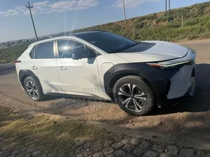 Toyota bZ4X 2022 White
