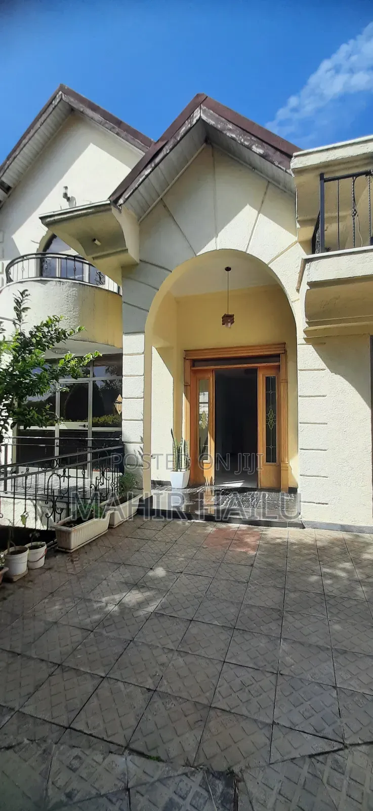3bdrm House in Gift, Yeka for rent