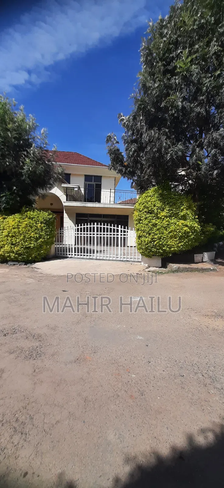 3bdrm House in Gift, Yeka for rent