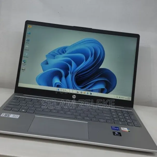 New Laptop HP 16GB Intel Core i7 SSD 1T