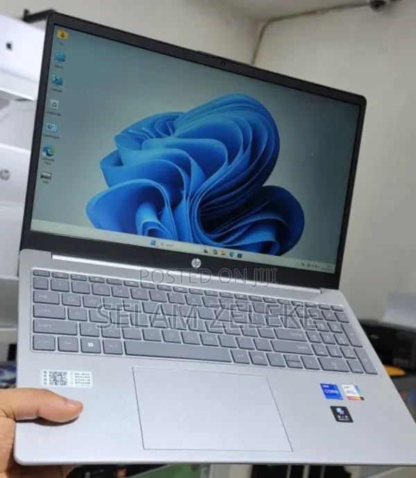 New Laptop HP 16GB Intel Core i7 SSD 1T