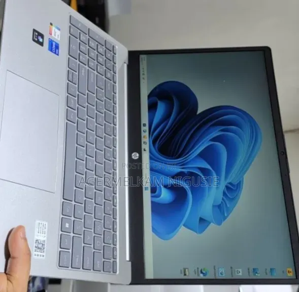 New Laptop HP Stream Notebook 16GB Intel Core i7 SSD 1T