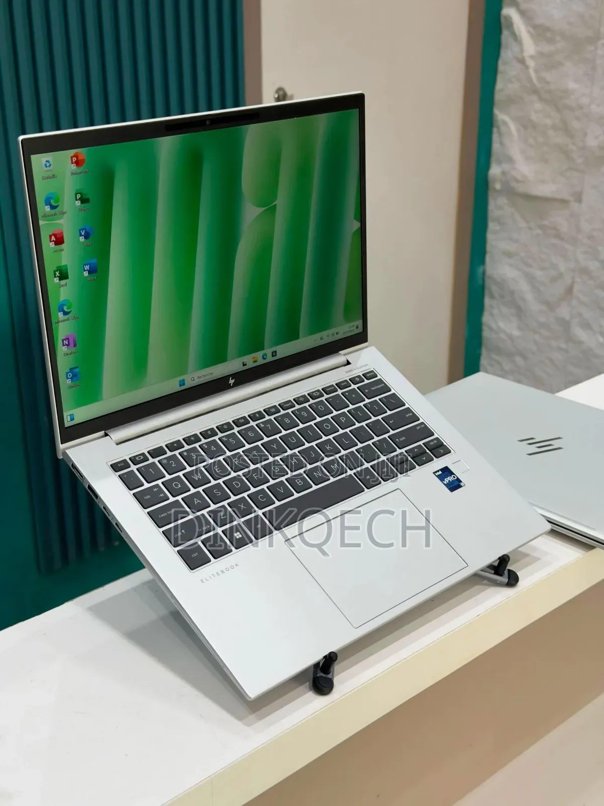 New Laptop HP EliteBook 840 G9 16GB Intel Core i7 SSD 512GB