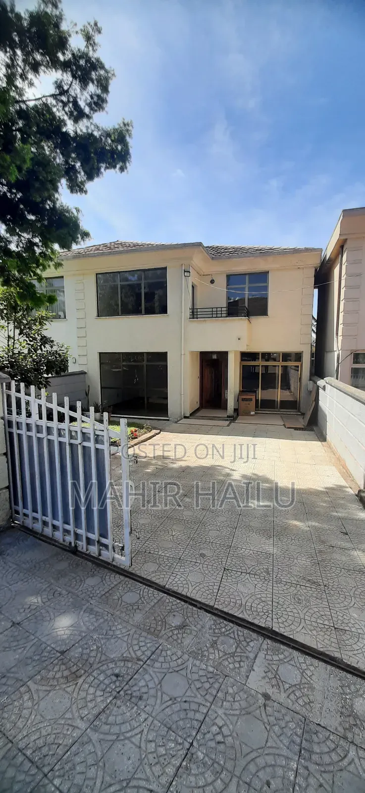 4bdrm House in Gifet, Yeka for sale