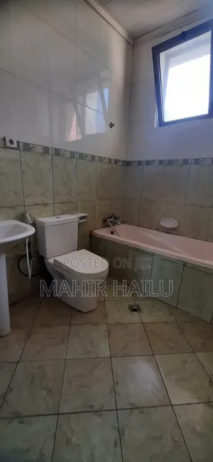 4bdrm House in Gifet, Yeka for sale