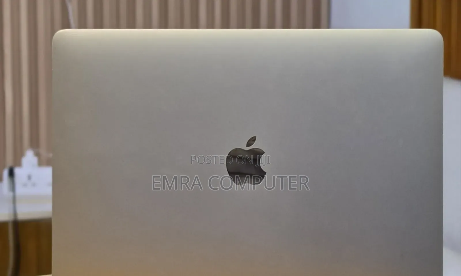 New Laptop Apple MacBook Air 2020 M1 16GB Apple M1 SSD 512GB
