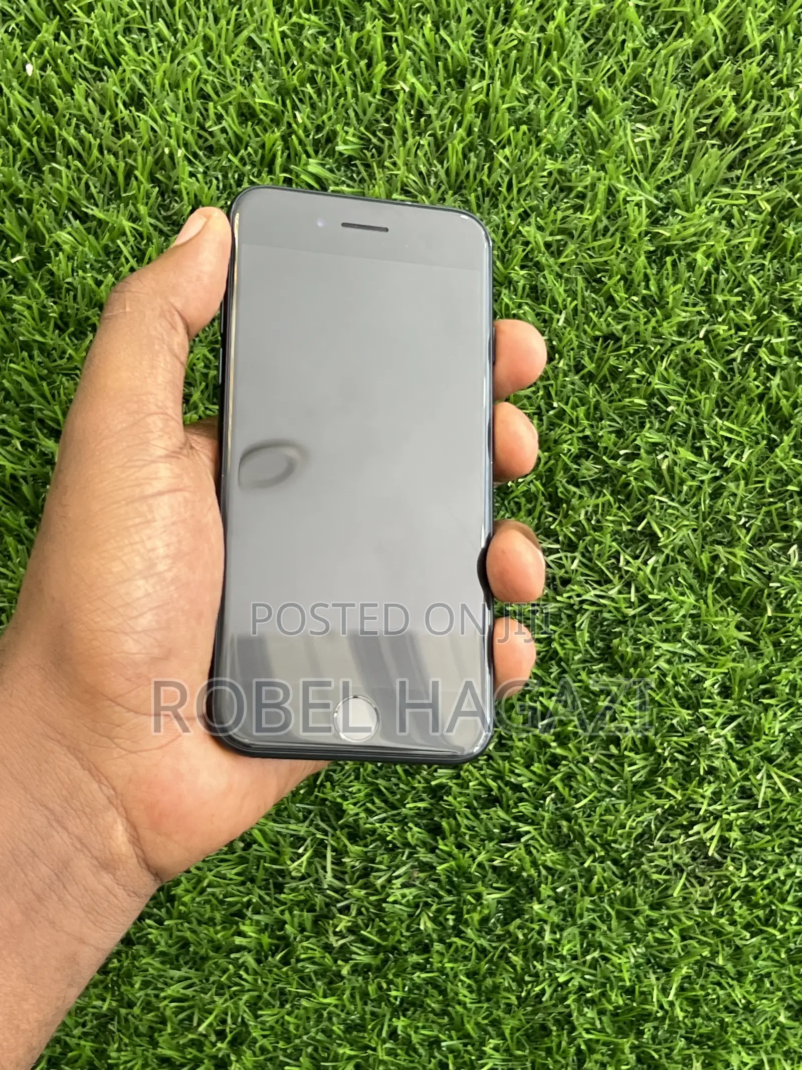 Apple iPhone SE (2022) 64 GB Black