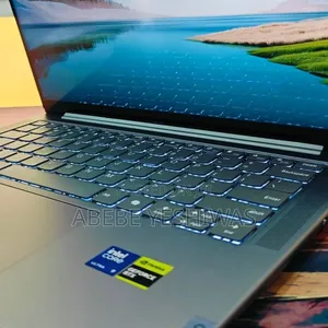 New Laptop Lenovo Yoga 700 32GB Intel Core Ultra 9 SSD 512GB