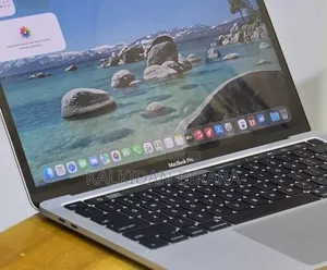 New Laptop Apple MacBook Pro 2020 32GB Intel Core i7 SSD 512GB