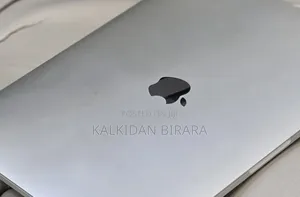 New Laptop Apple MacBook Pro 2020 32GB Intel Core i7 SSD 512GB