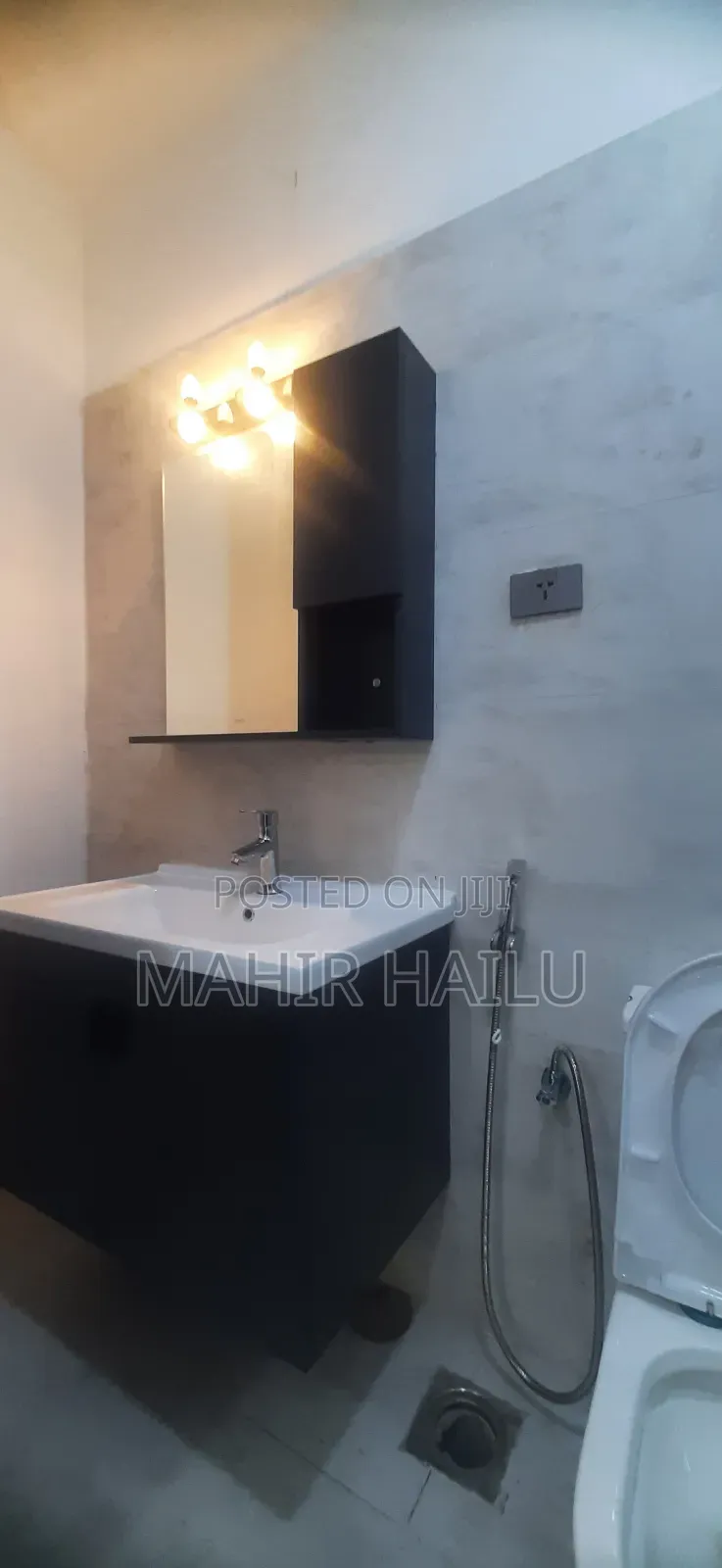 2bdrm Apartment in Real, Bole for rent