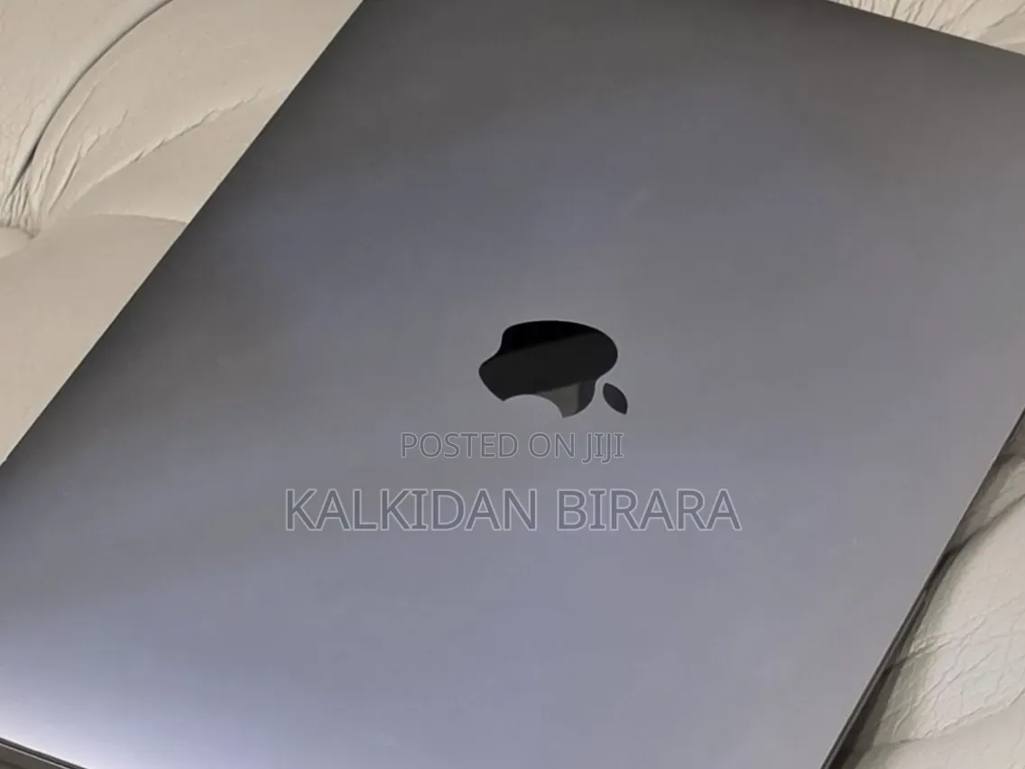 New Laptop Apple MacBook Air 2020 M1 16GB Apple M1 SSD 512GB