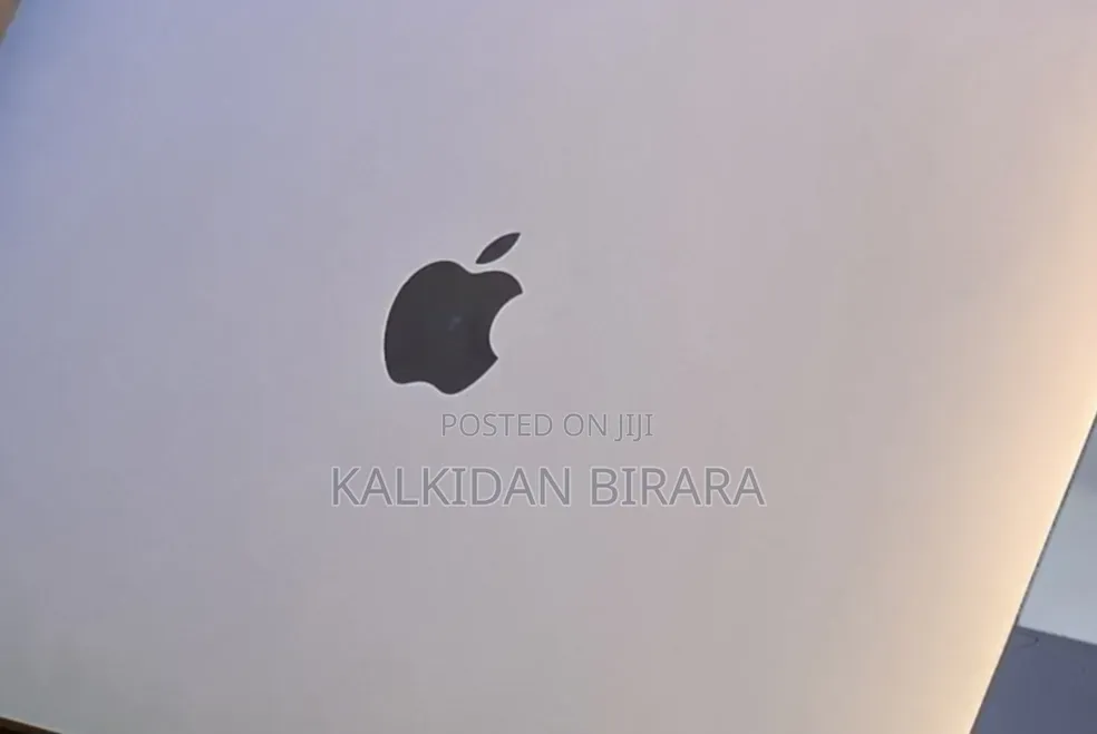 New Laptop Apple MacBook Air 2020 M1 16GB Apple M1 SSD 512GB