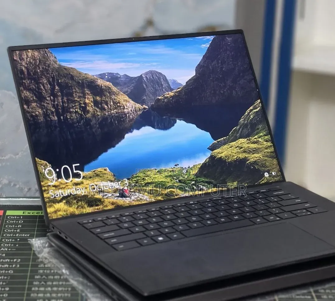 New Laptop Dell Precision 5570 16GB Intel Core i7 SSD 512GB