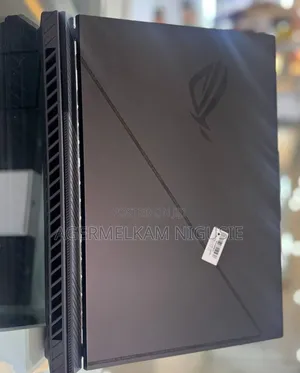 New Laptop Asus ROG Strix G15 16GB Intel Core i7 SSD 1T