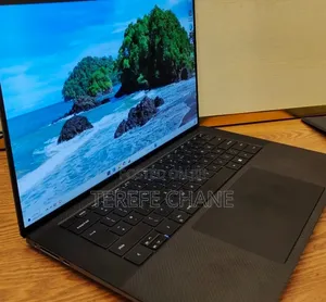 New Laptop Dell Precision 5570 16GB Intel Core i7 SSD 512GB