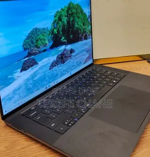 New Laptop Dell Precision 5570 16GB Intel Core i7 SSD 512GB