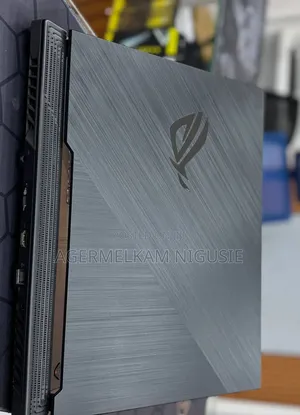 New Laptop Asus ROG Strix G15 16GB Intel Core Ultra 7 SSD 512GB