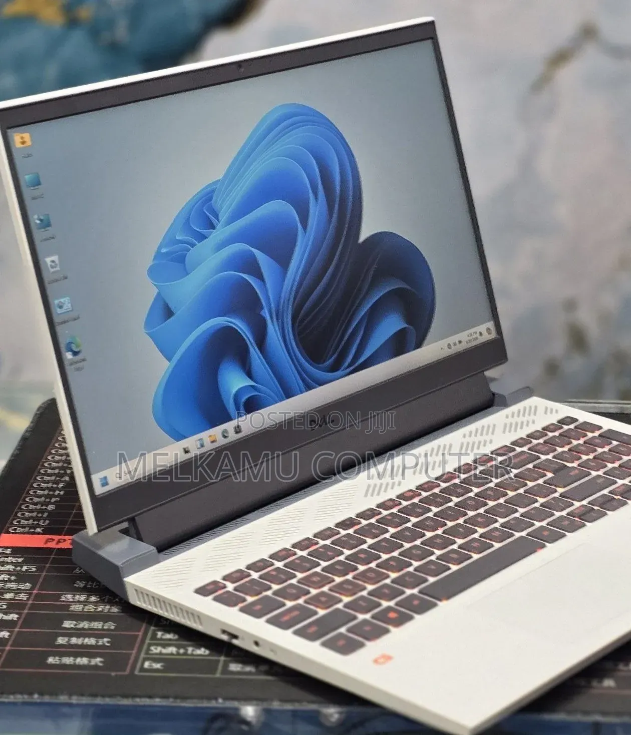 New Laptop Dell G15 5510 16GB AMD Ryzen 7 SSD 512GB