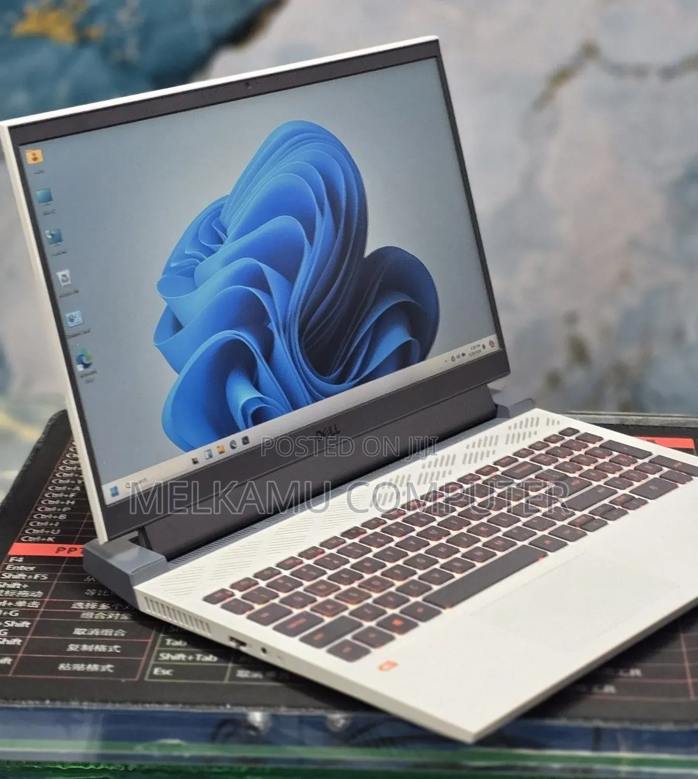 New Laptop Dell G15 5510 16GB AMD Ryzen 7 SSD 512GB