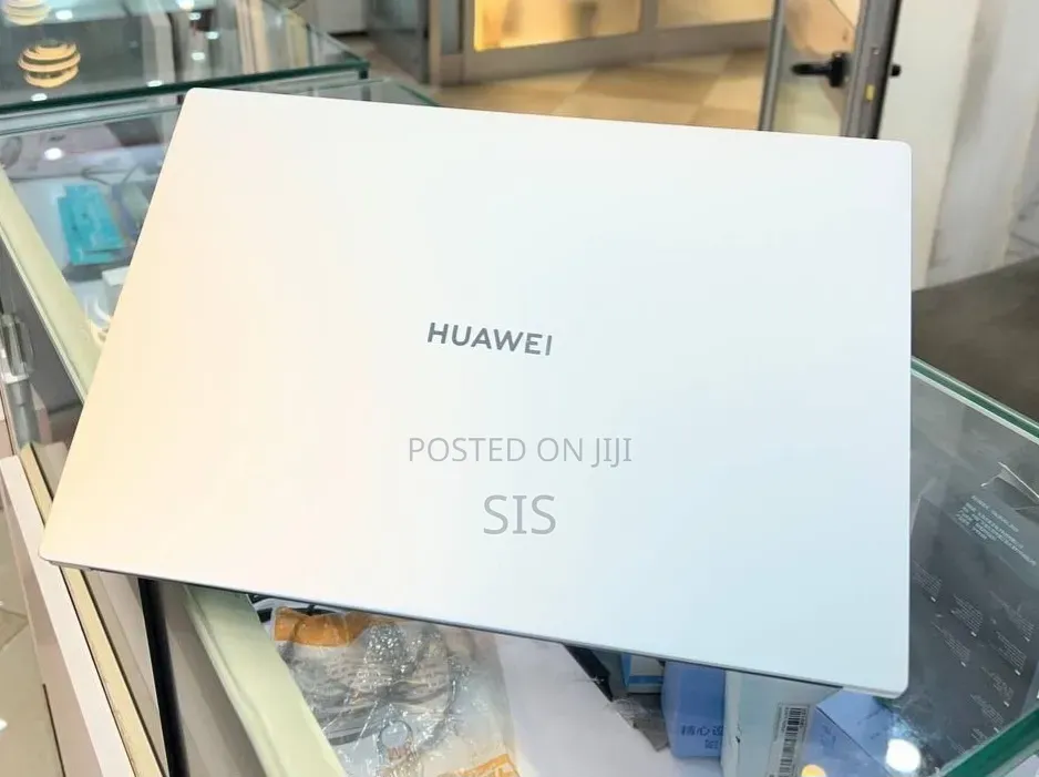 New Laptop Huawei MateBook 16s 16GB Intel Core i7 SSD 512GB