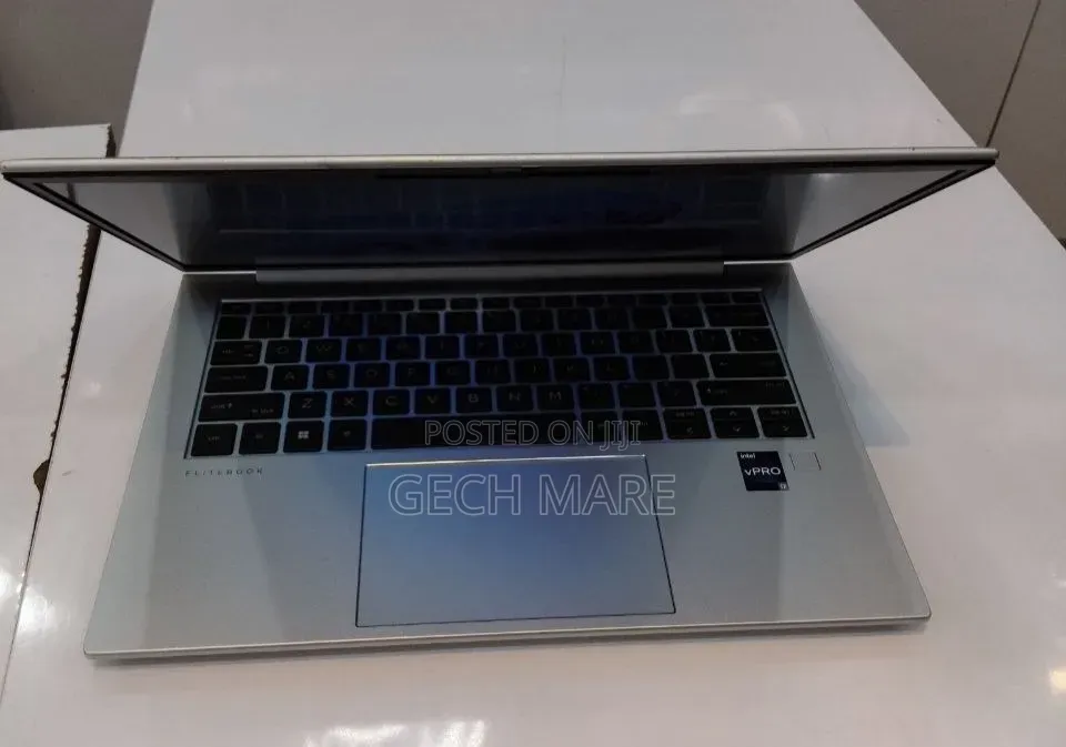 New Laptop HP EliteBook 840 G9 16GB Intel Core i7 SSD 512GB