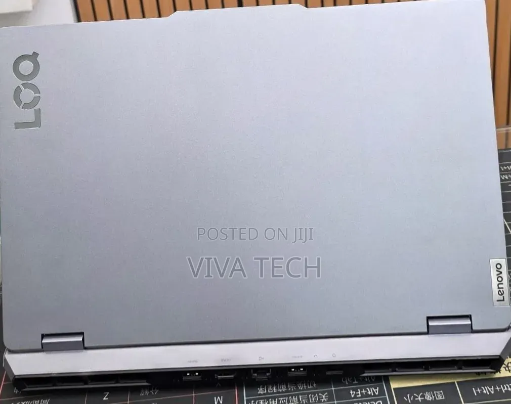 New Laptop Lenovo LOQ 15AHP10 8GB Intel Core i5 SSD 512GB