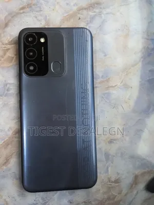 Tecno Spark 8C 64 GB Blue