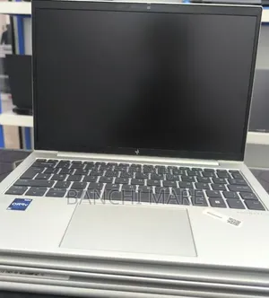 New Laptop HP EliteBook 830 G9 16GB Intel Core i5 SSD 512GB