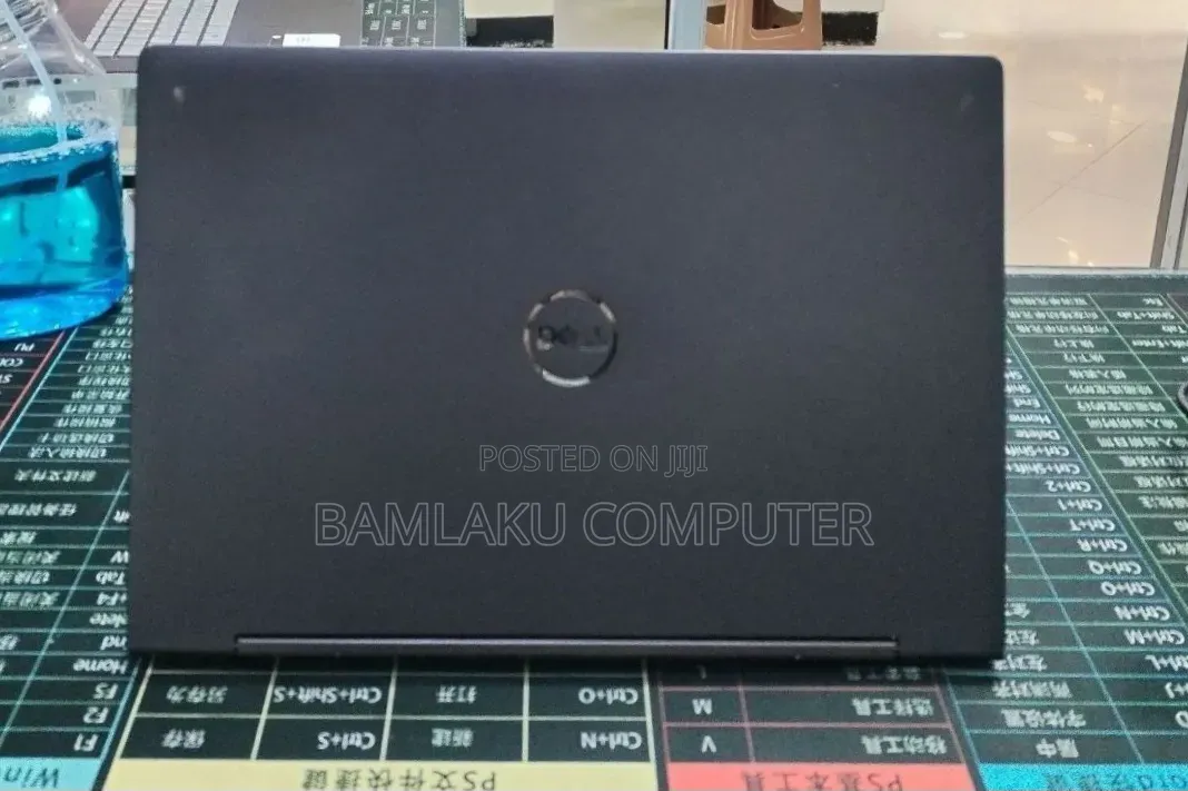 New Laptop Dell Inspiron 13 5330 16GB Intel Core i7 SSD 512GB