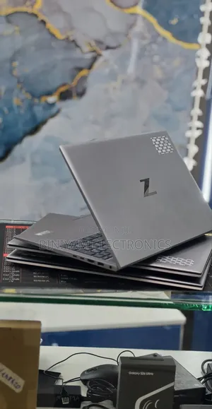 New Laptop HP ZBook Fury 15 G8 16GB Intel Core i5 SSD 512GB