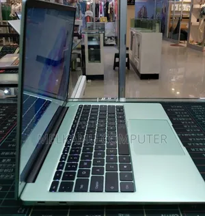 New Laptop Trekstor Primebook P14 16GB Intel Core i5 SSD 512GB