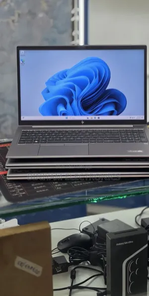 New Laptop HP ZBook Fury 15 G8 16GB Intel Core i5 SSD 512GB